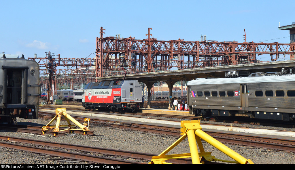 NJT 4503 3/4 Rear to Front Shot